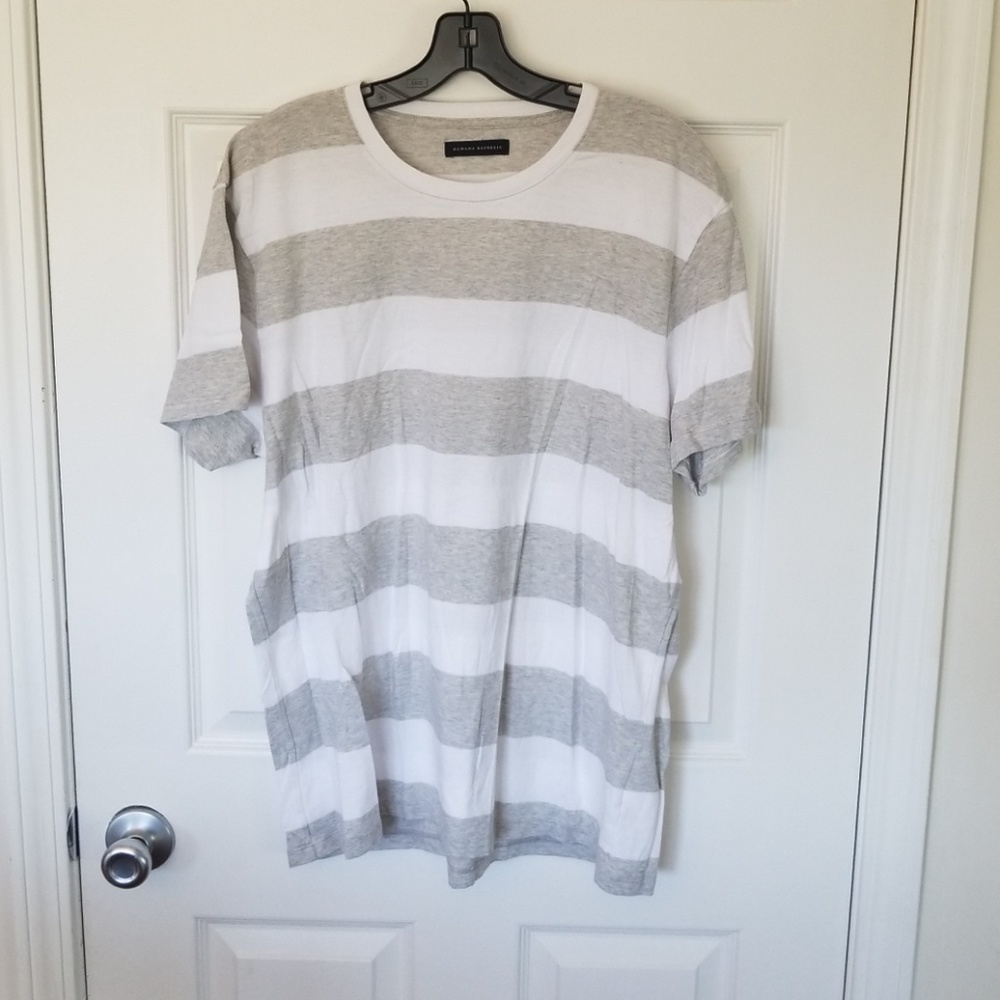 Banana republic tee shirt